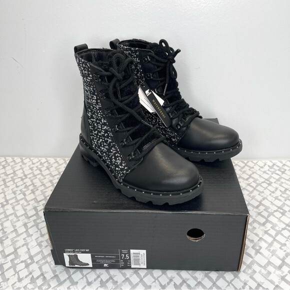 SOREL Lennox Genuine Shearling Waterproof Lace-Up Boot, Black/White, size 7.5 - Picture 4 of 7
